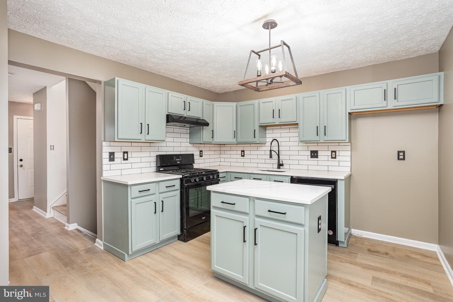 175 Country Ridge Drive photo 12