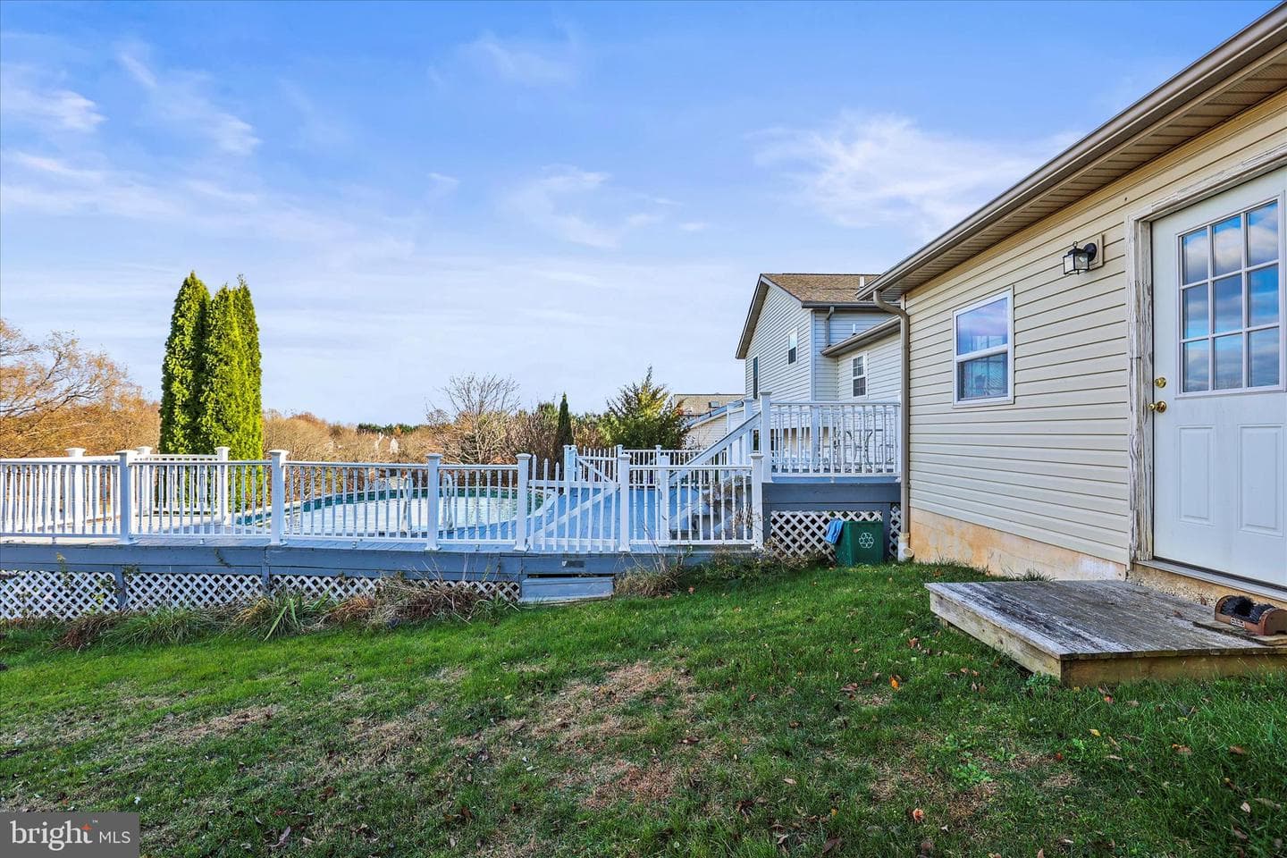 82 Piston Court photo 40