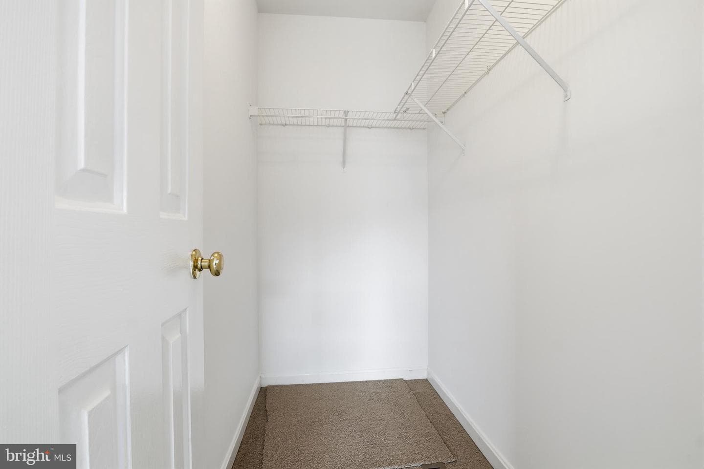 645 Fisher Drive photo 17