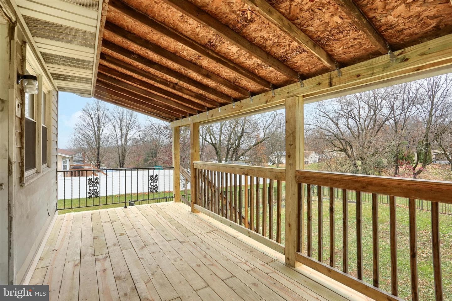 127 Spring Road photo 4