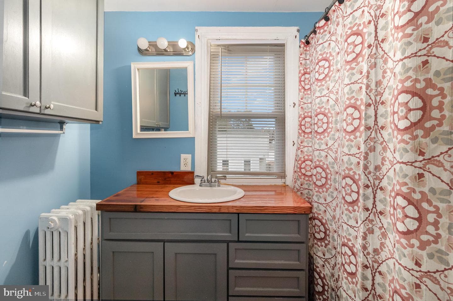 1825 W Philadelphia Street photo 18