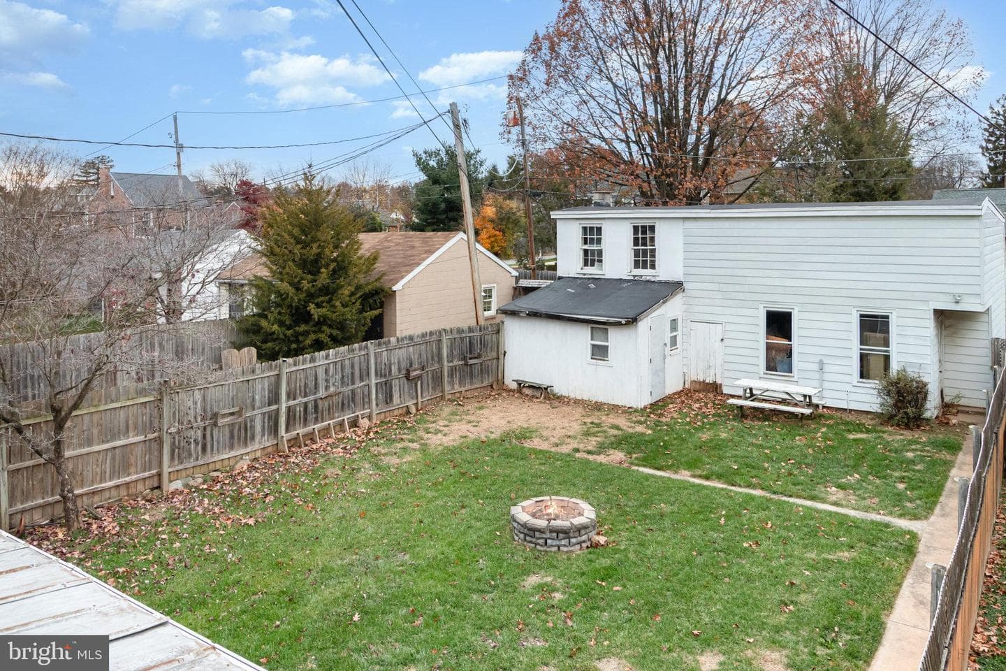 1825 W Philadelphia Street photo 19