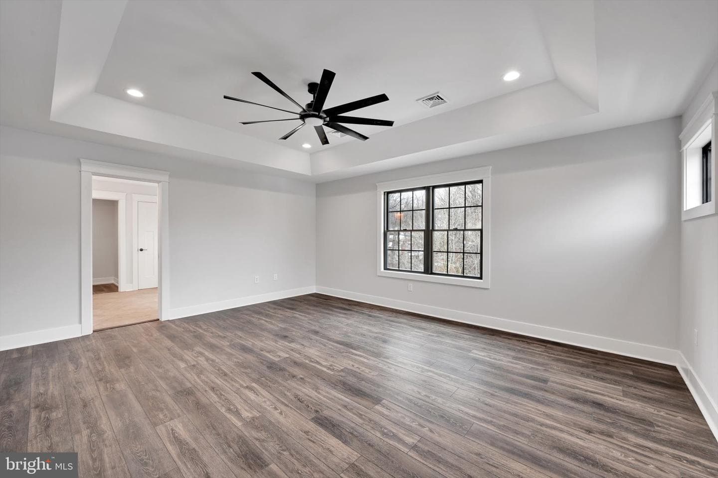 4 Pine Tree Drive photo 18
