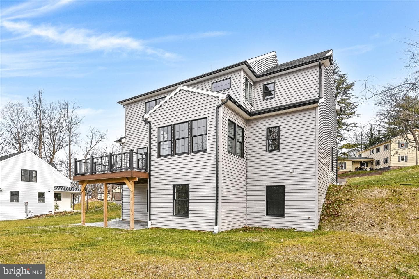 4 Pine Tree Drive photo 44