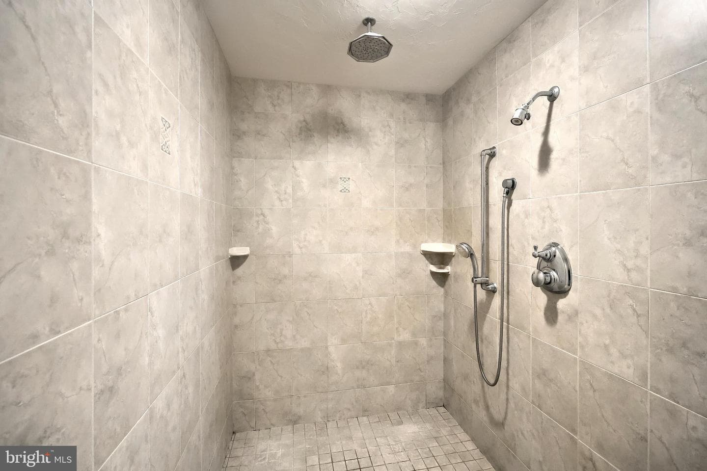 1317 Manor Road photo 31