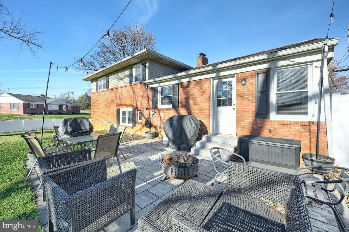 102 Pine Springs Boulevard photo 27