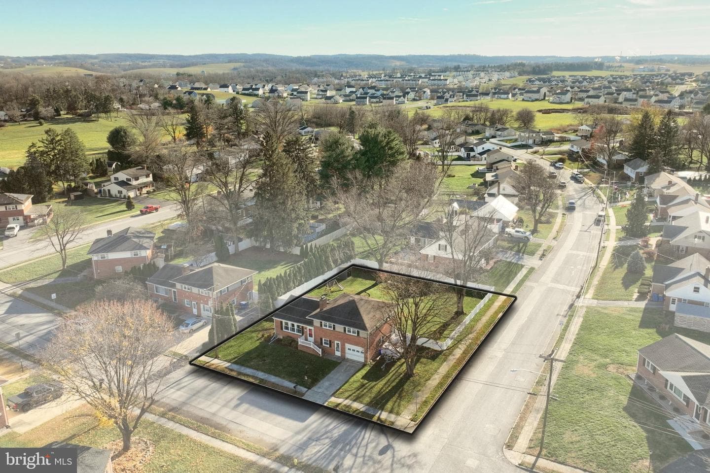 102 Pine Springs Boulevard photo 3