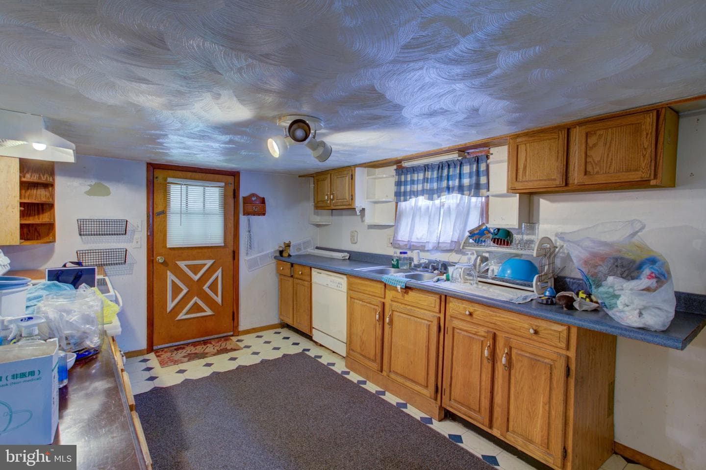 1406 Richmond Road photo 3