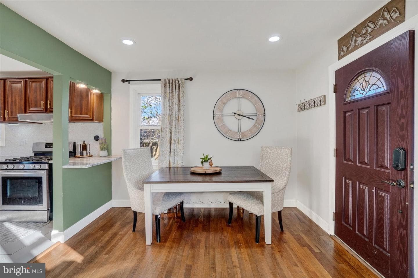 1095 Church Road photo 6