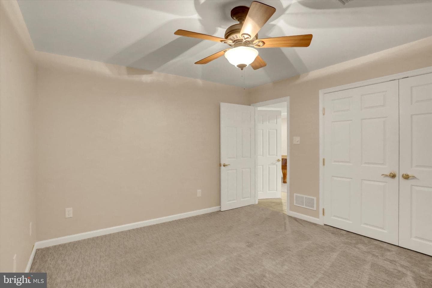 101 Hearthstone Court photo 42