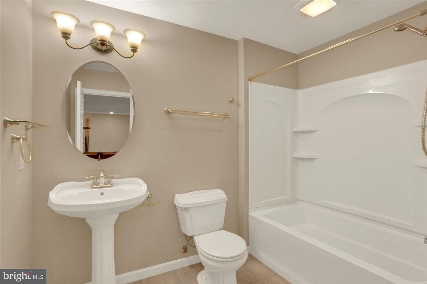 101 Hearthstone Court photo 43