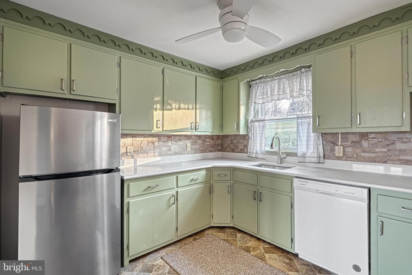 234 W Ore Street photo 18