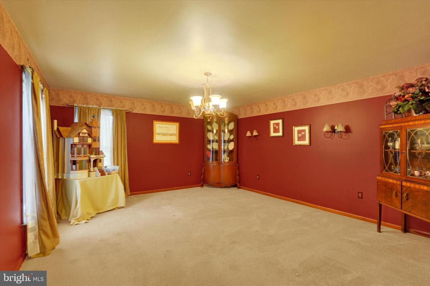 2035 Parkton Lane photo 5