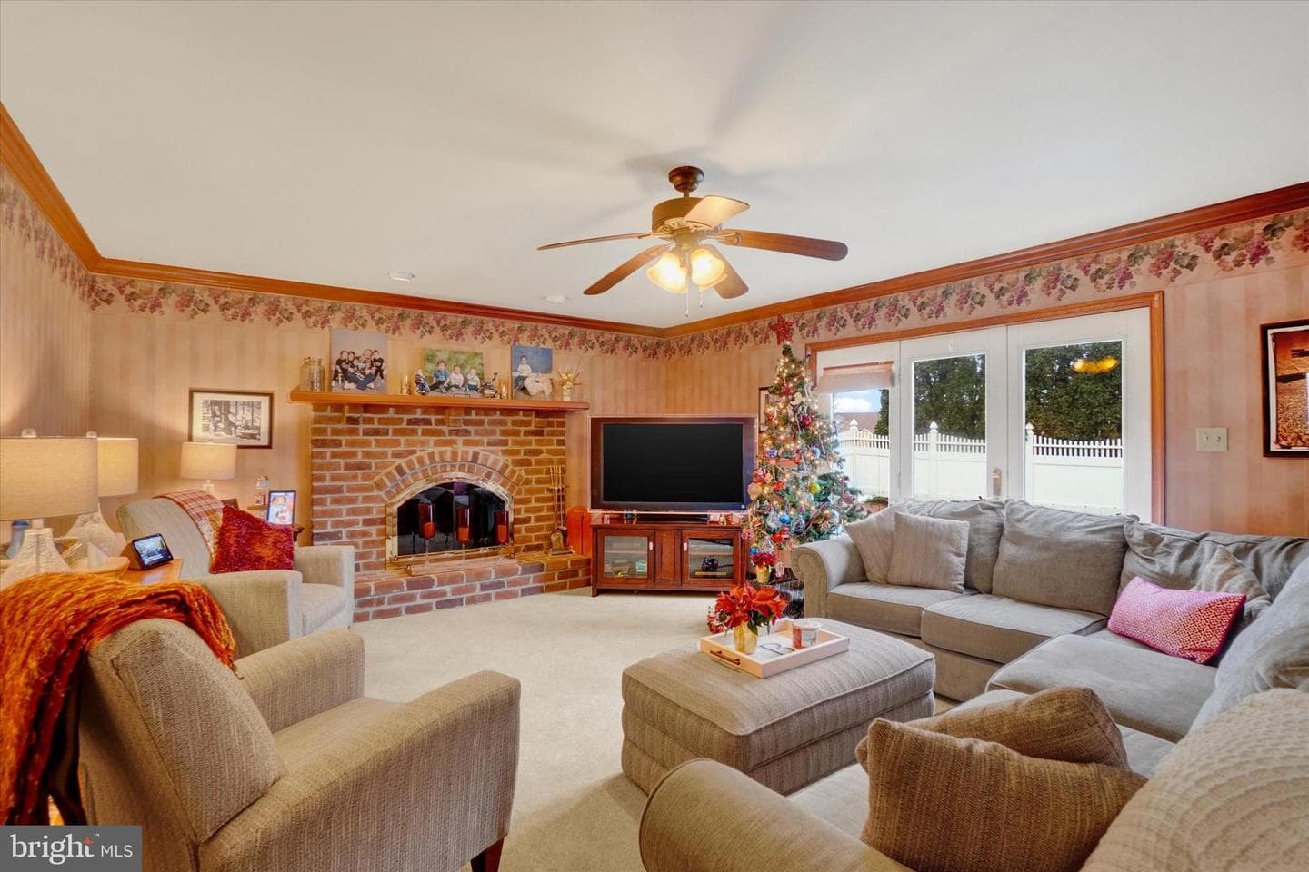 2035 Parkton Lane photo 8