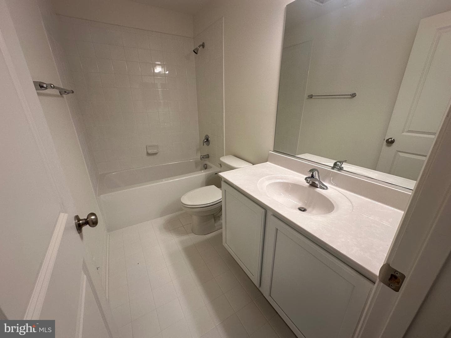 9 Bentley Court photo 36