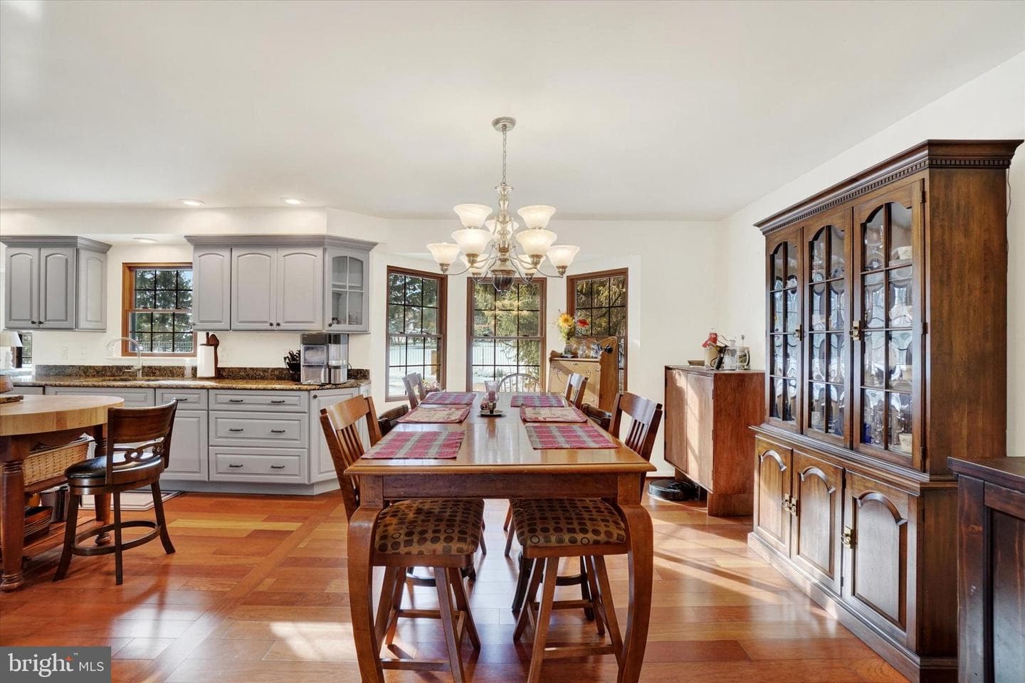 2350 Sutton Road photo 10
