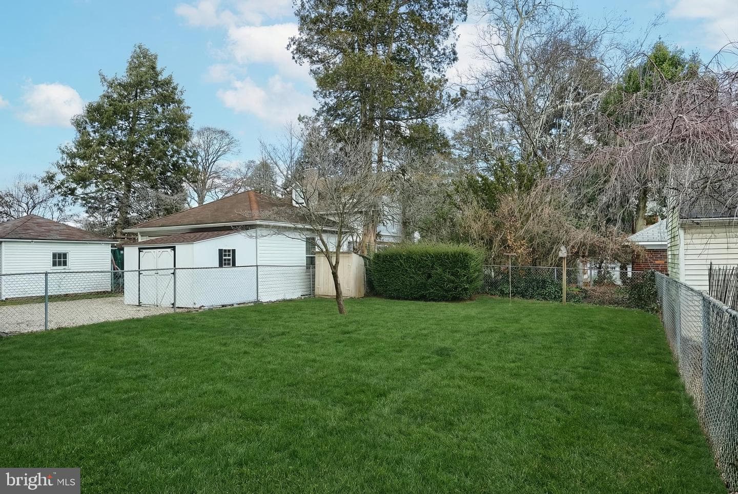 29 N Rockburn Street photo 33