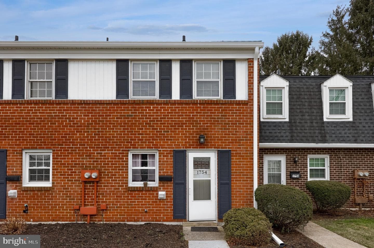 1754 Devers Road photo 2