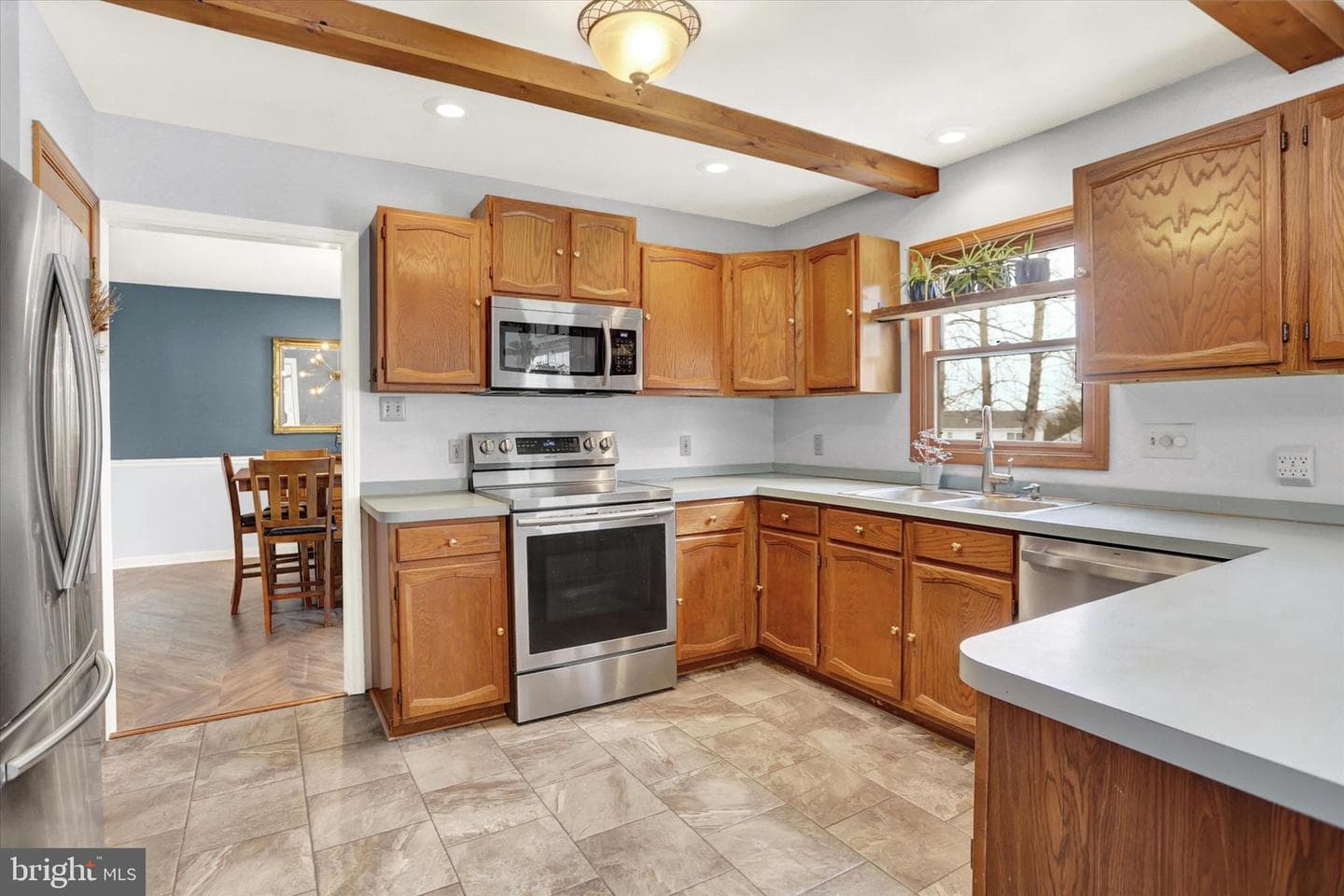 405 Clover Road photo 13