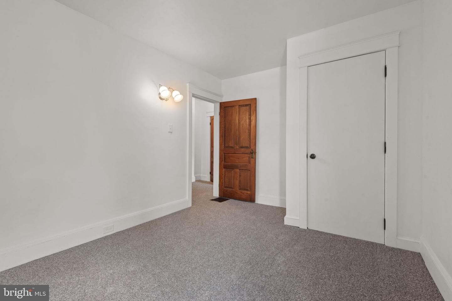 143 N 2nd Street photo 23