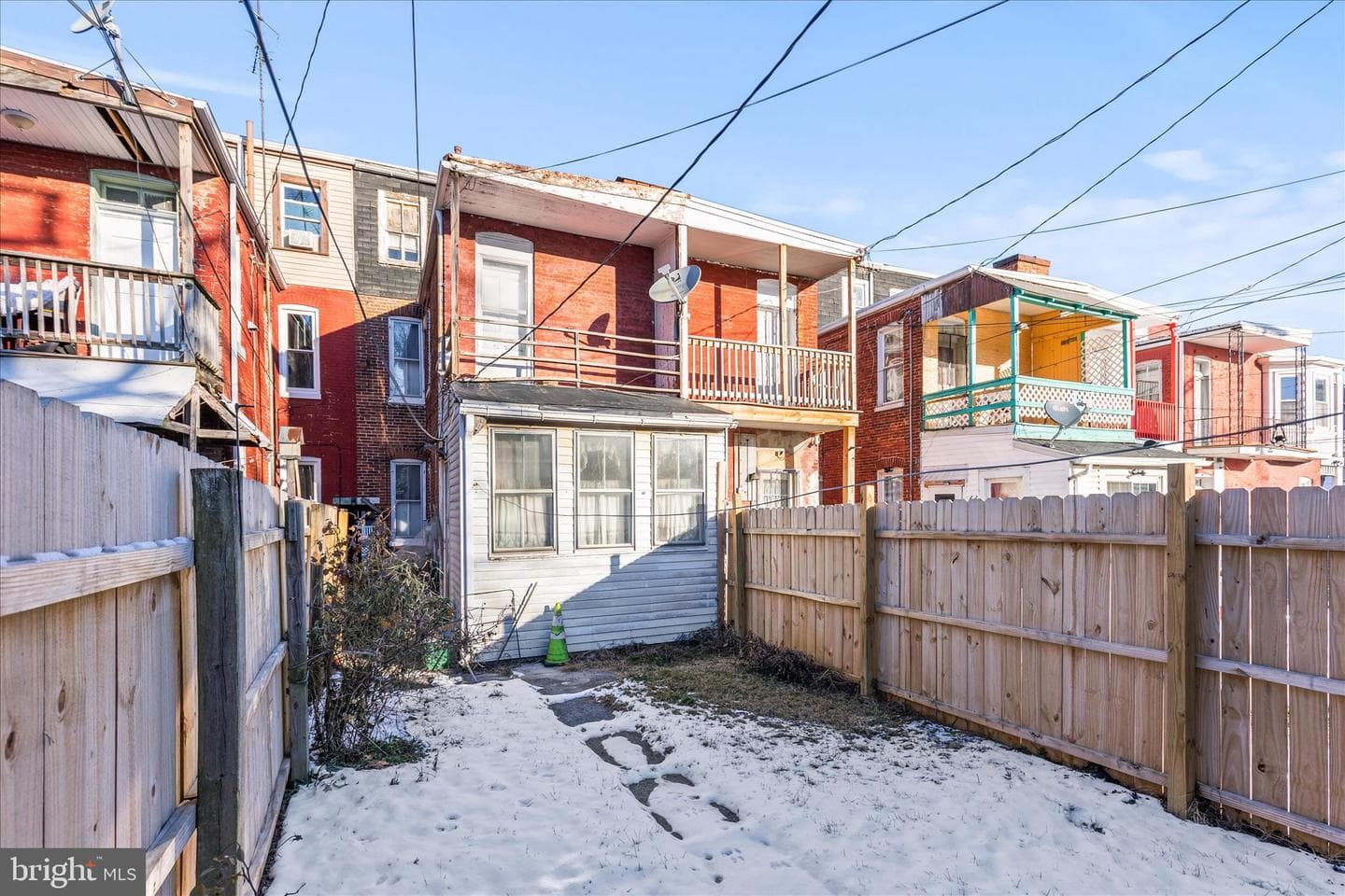 350 E Poplar Street photo 29