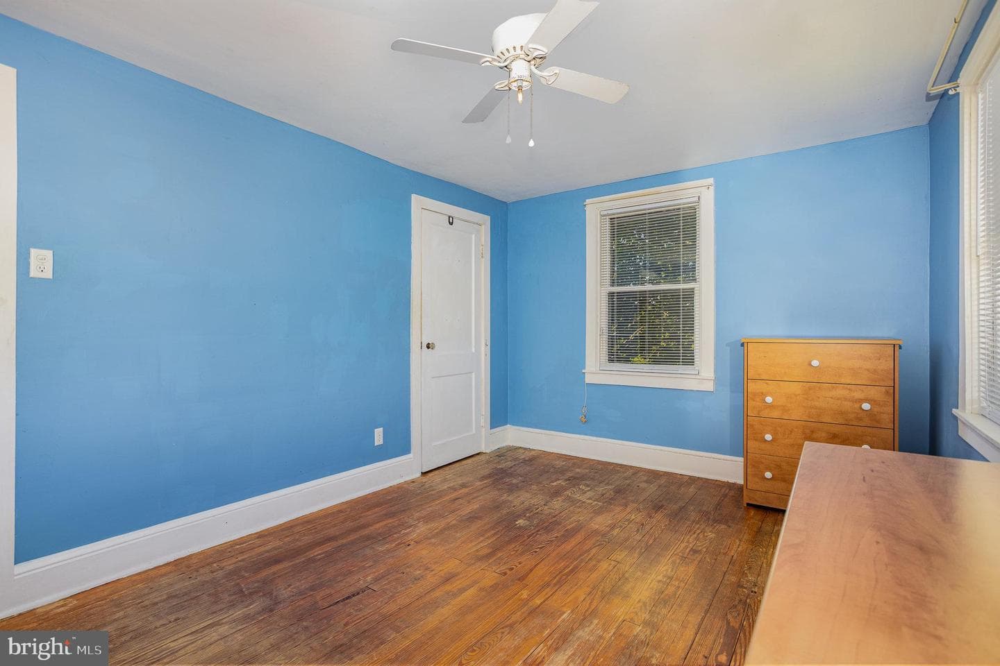 2775 W College Avenue photo 15