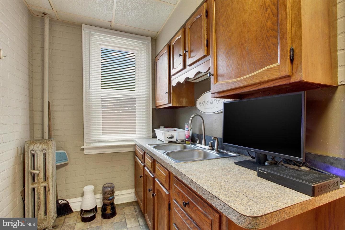 614 Broadway photo 16