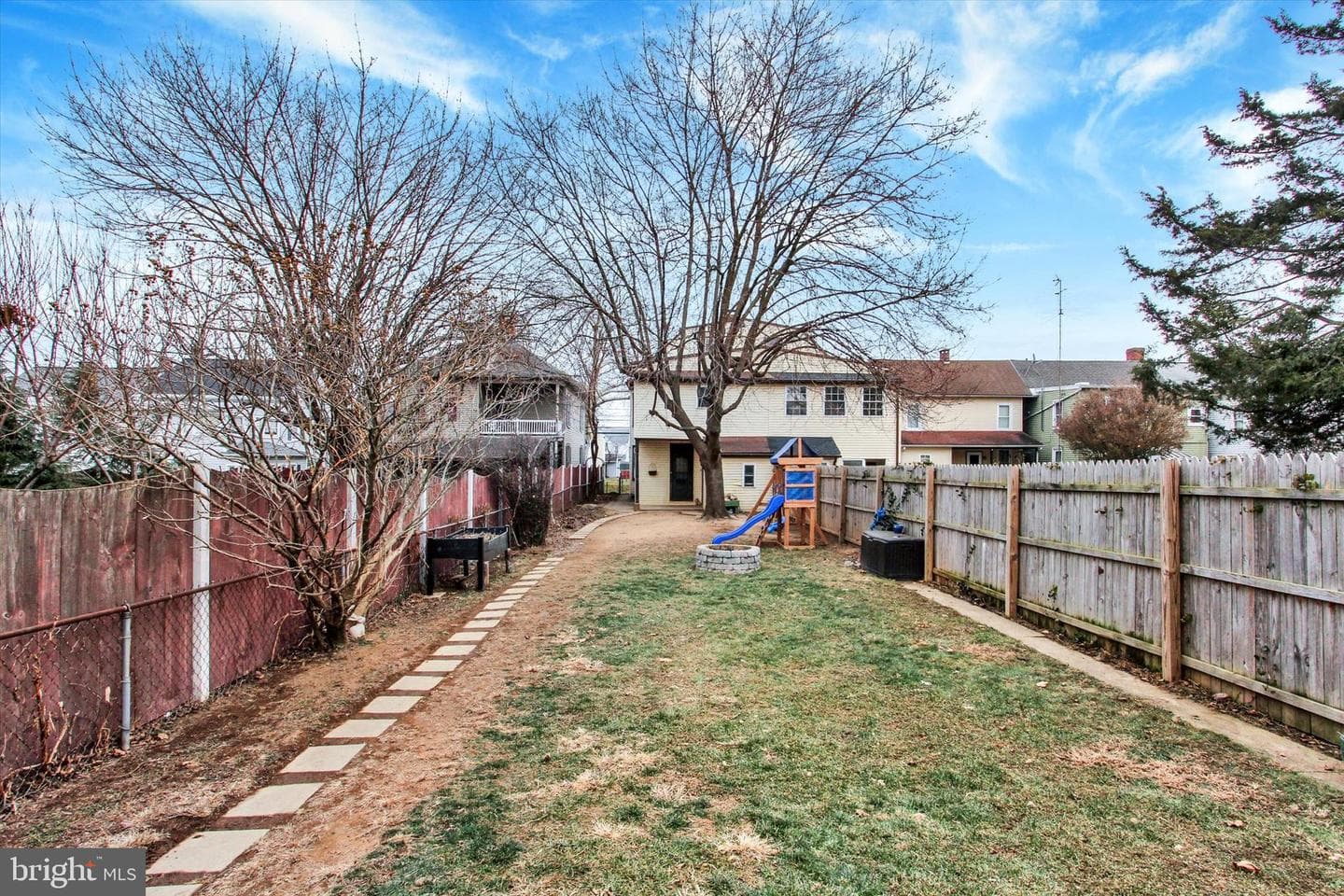 614 Broadway photo 26