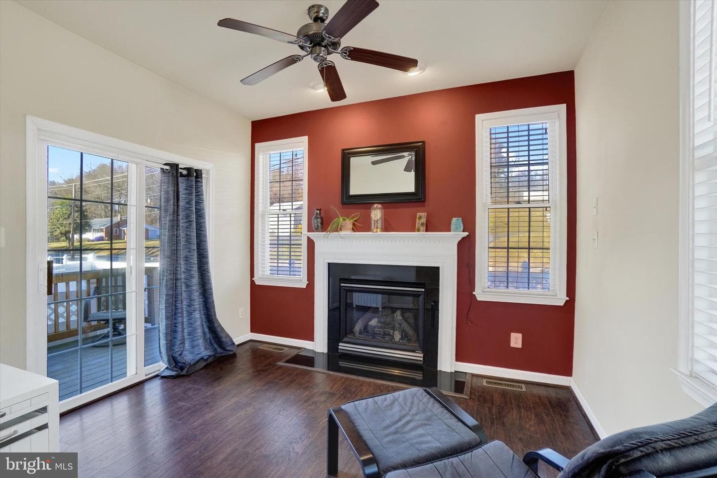 258 N Front Street photo 15