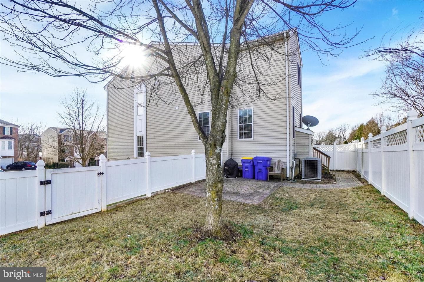 258 N Front Street photo 29