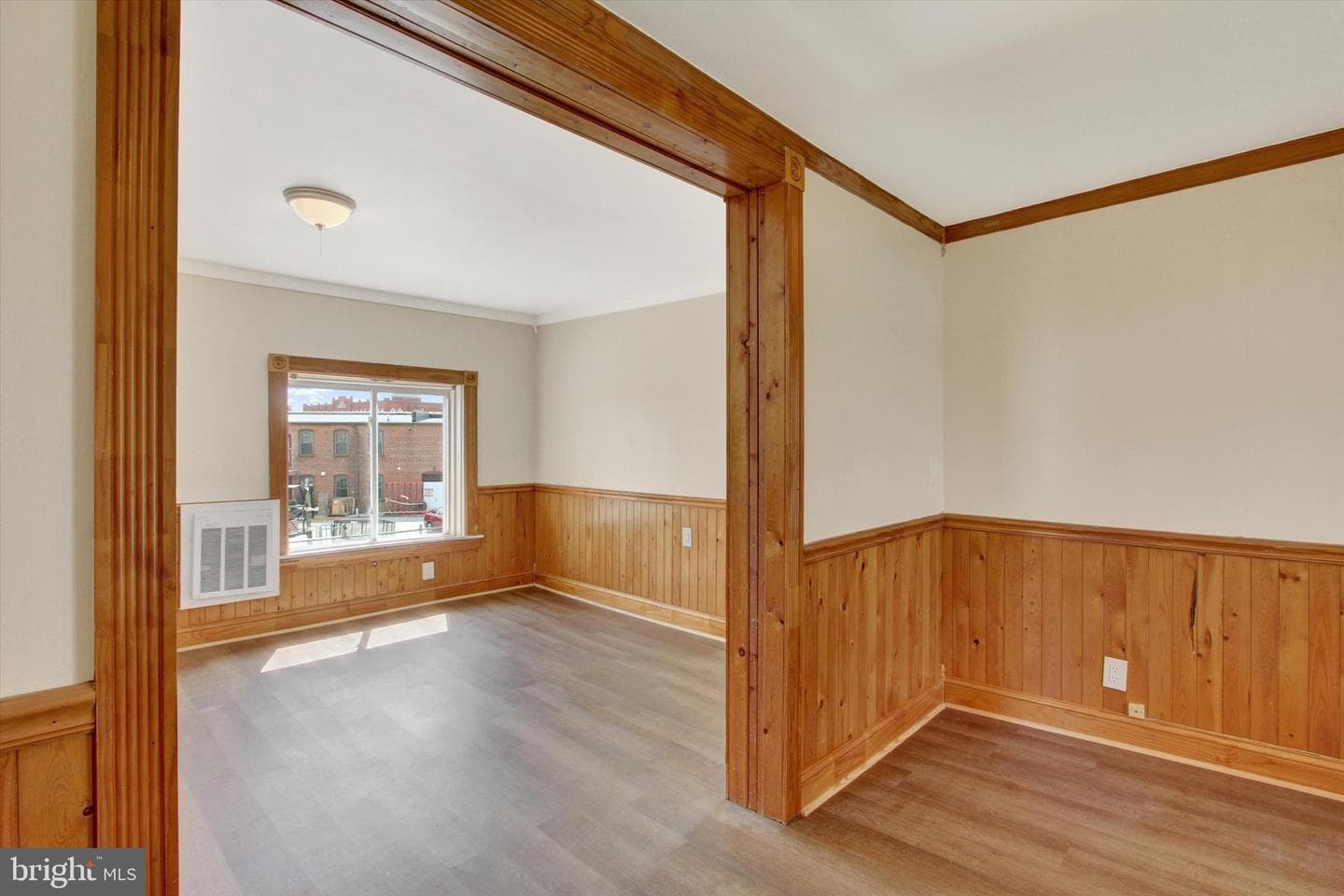 407 Carlisle Street photo 31
