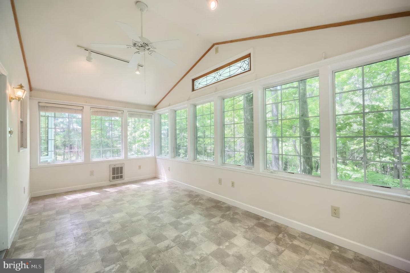4275 Evergreen Road photo 17