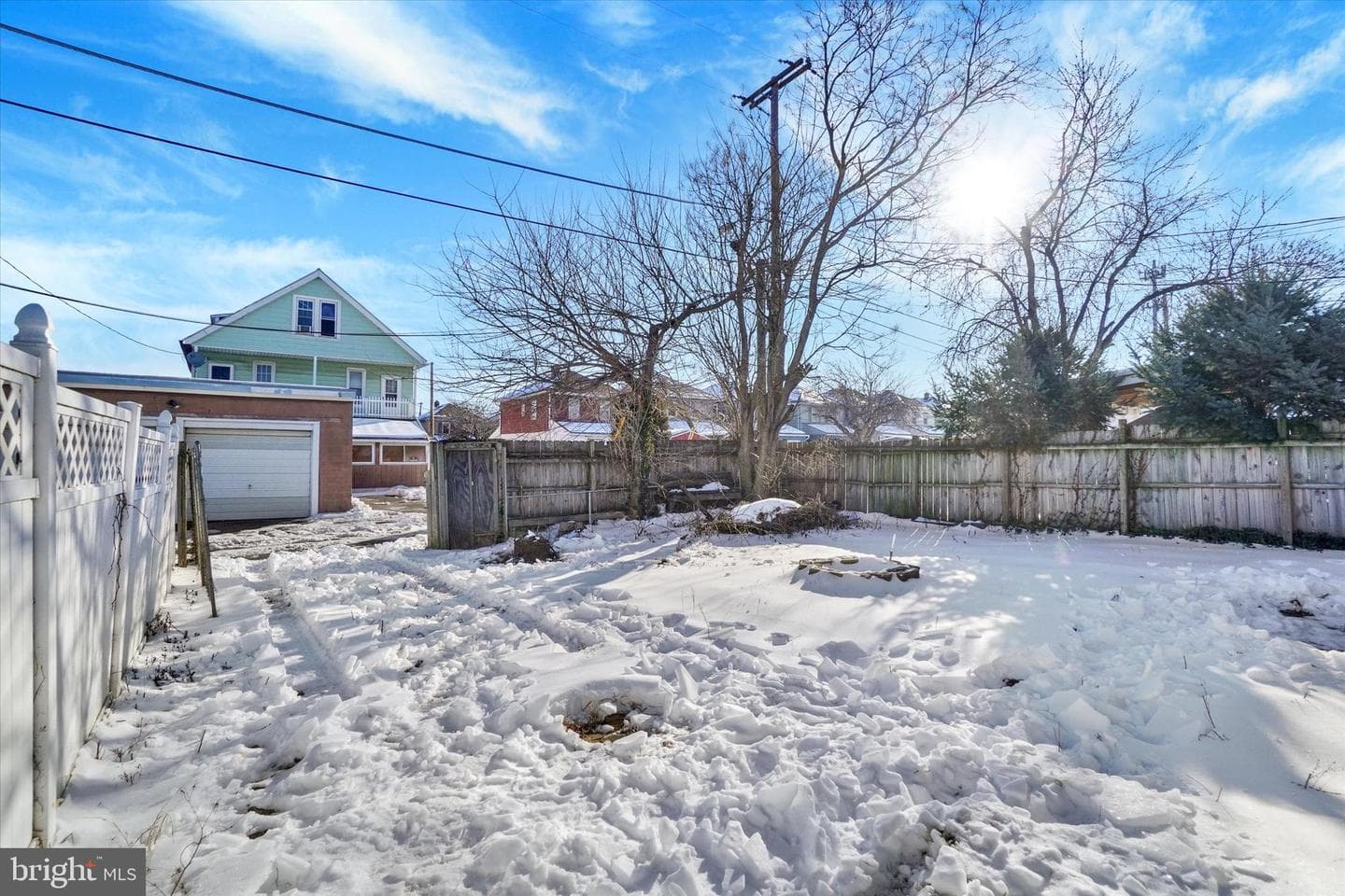 321 Fredrick Court photo 23