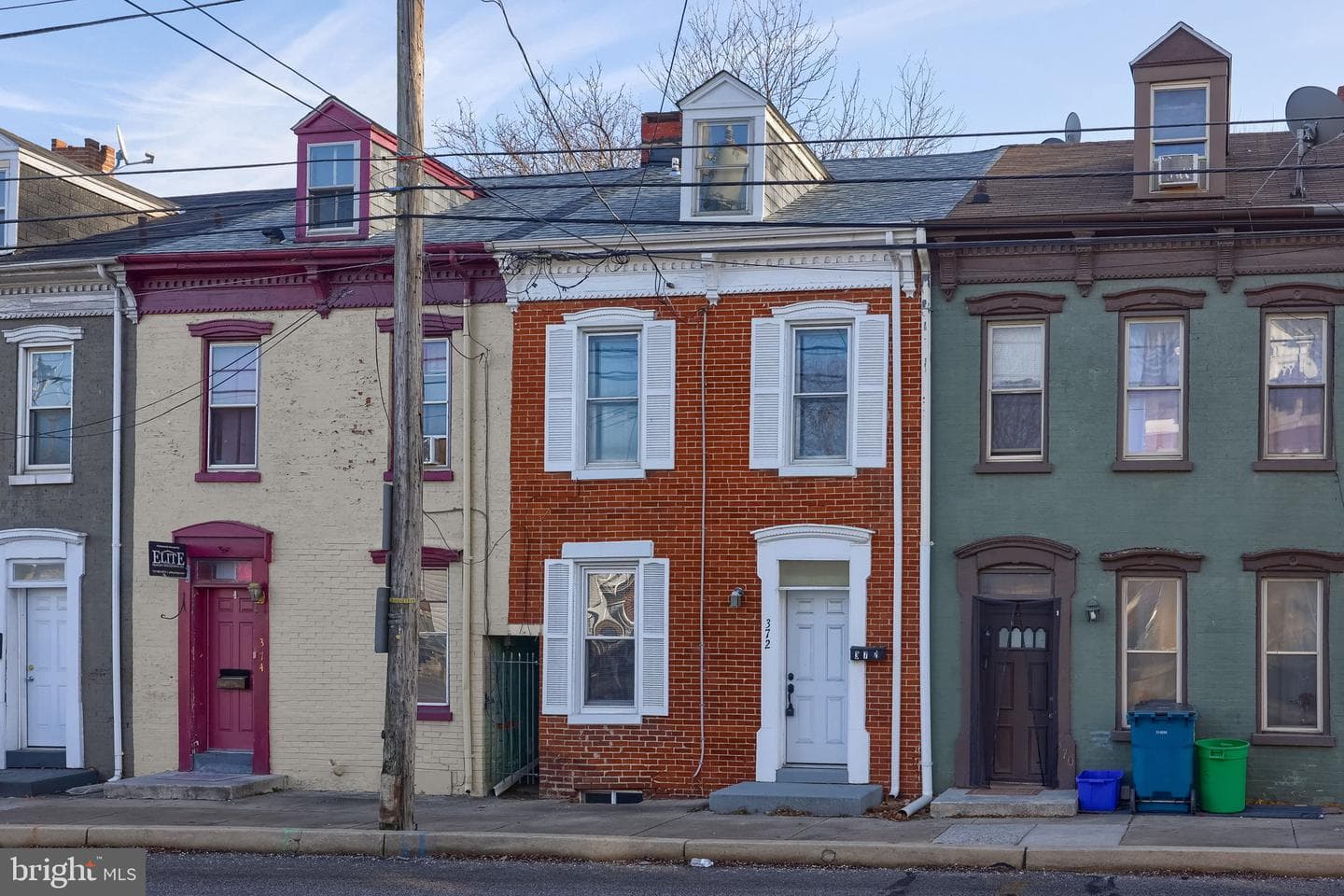 372 E Philadelphia Street photo 23