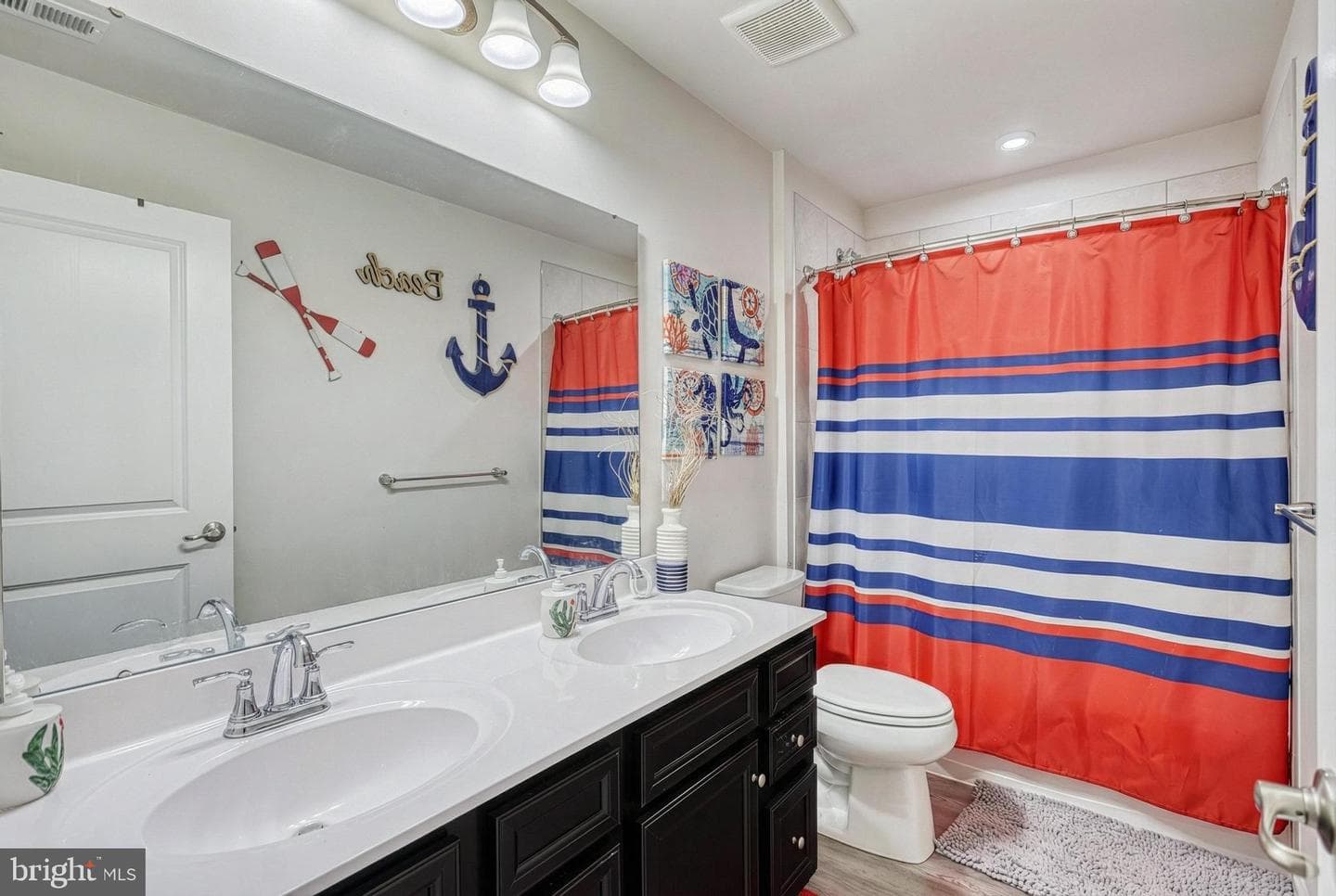 207 Chadsworth Way photo 39