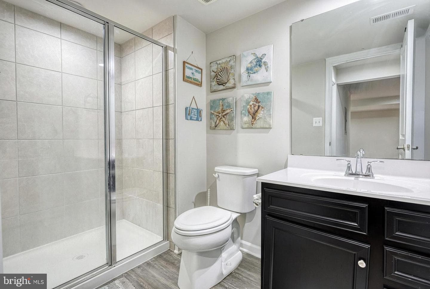 207 Chadsworth Way photo 55