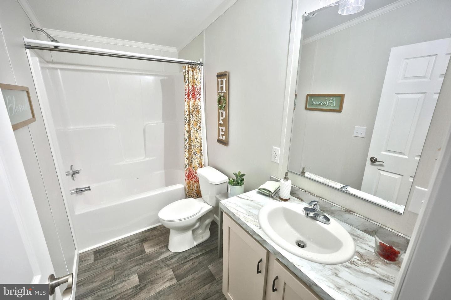 723 Lake Drive photo 16