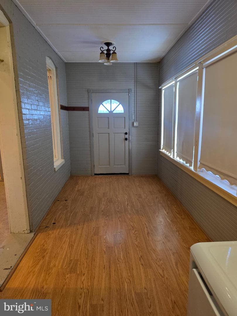 125 S Walnut Street photo 10