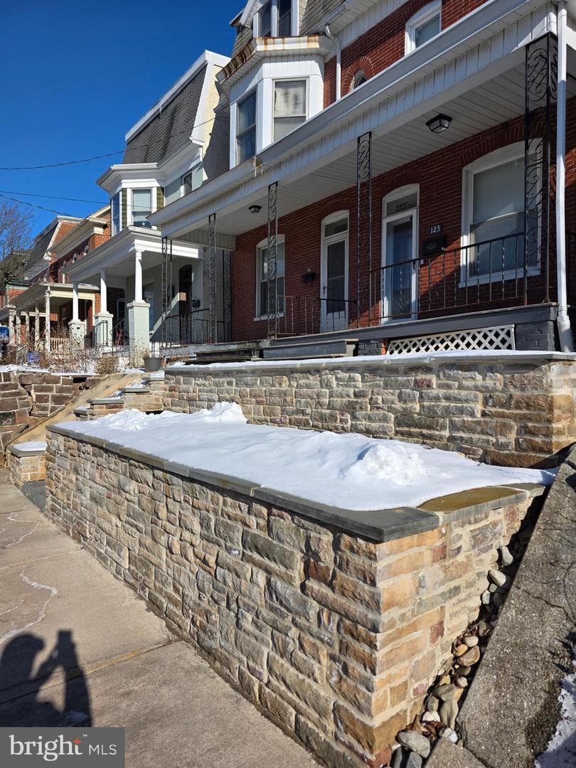 125 S Walnut Street photo 28