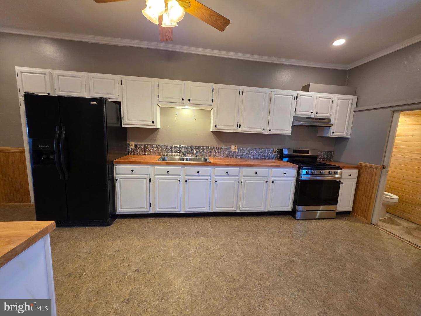 125 S Walnut Street photo 7