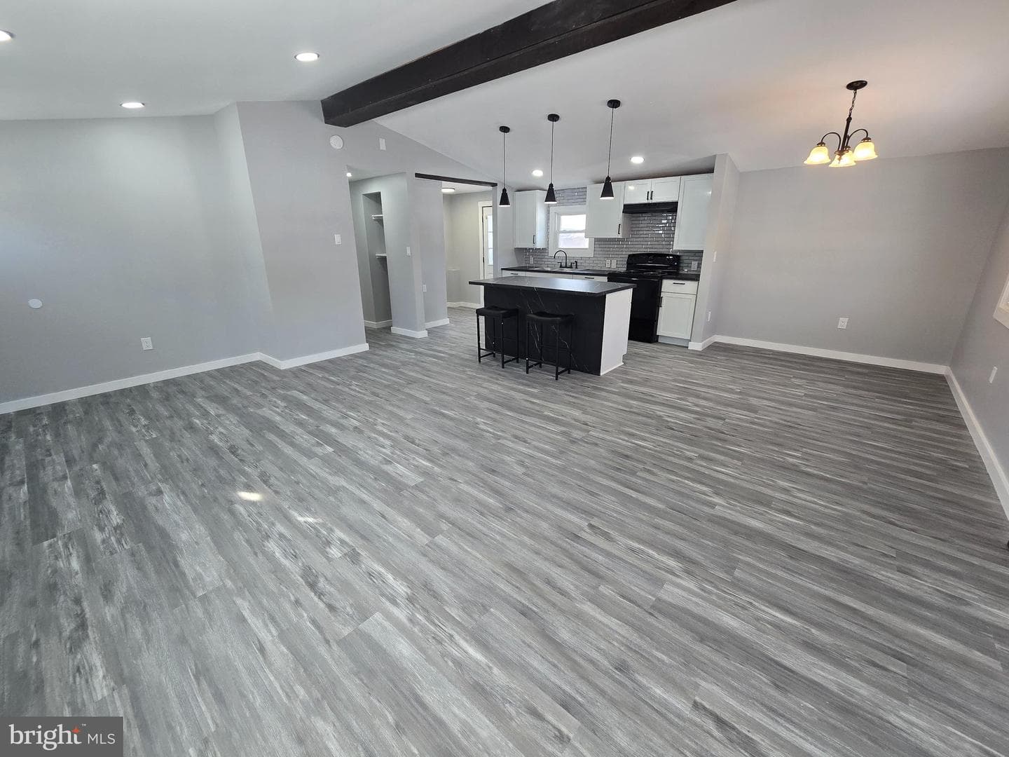 1659 Wood Crest Lane photo 9