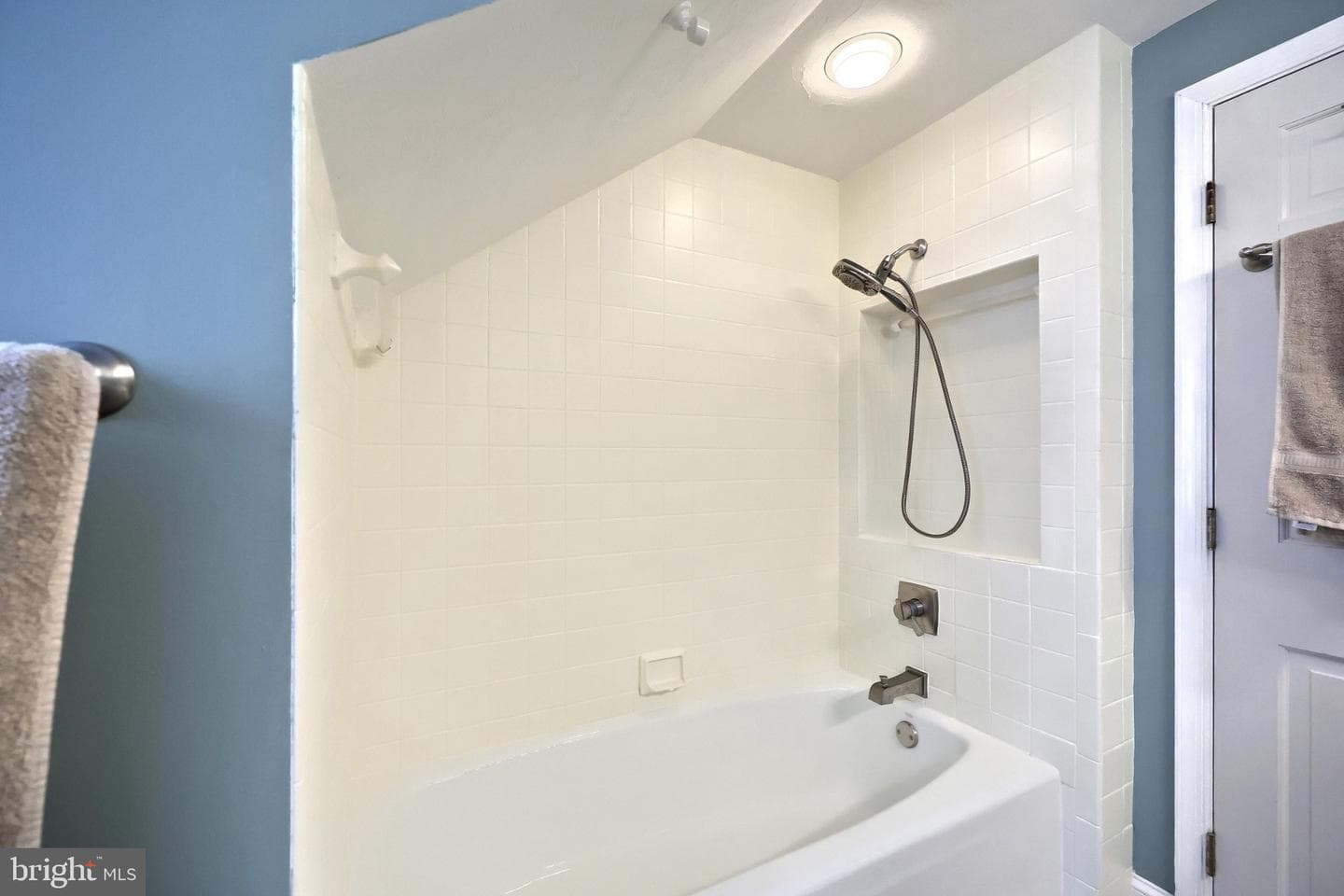 4205 Grandview Road photo 48
