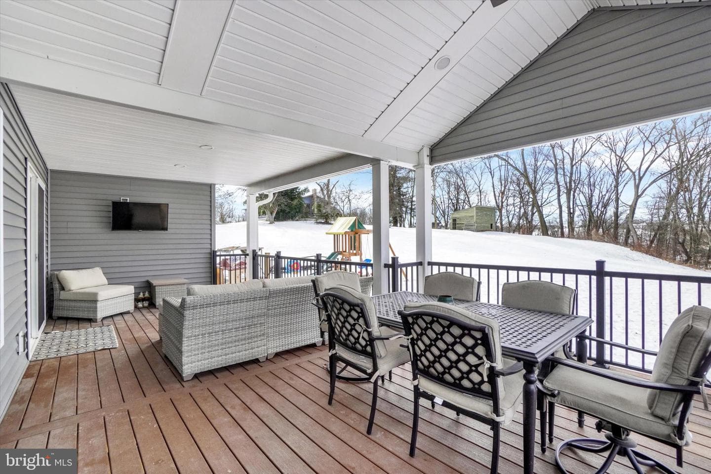1048 Keller Road photo 24