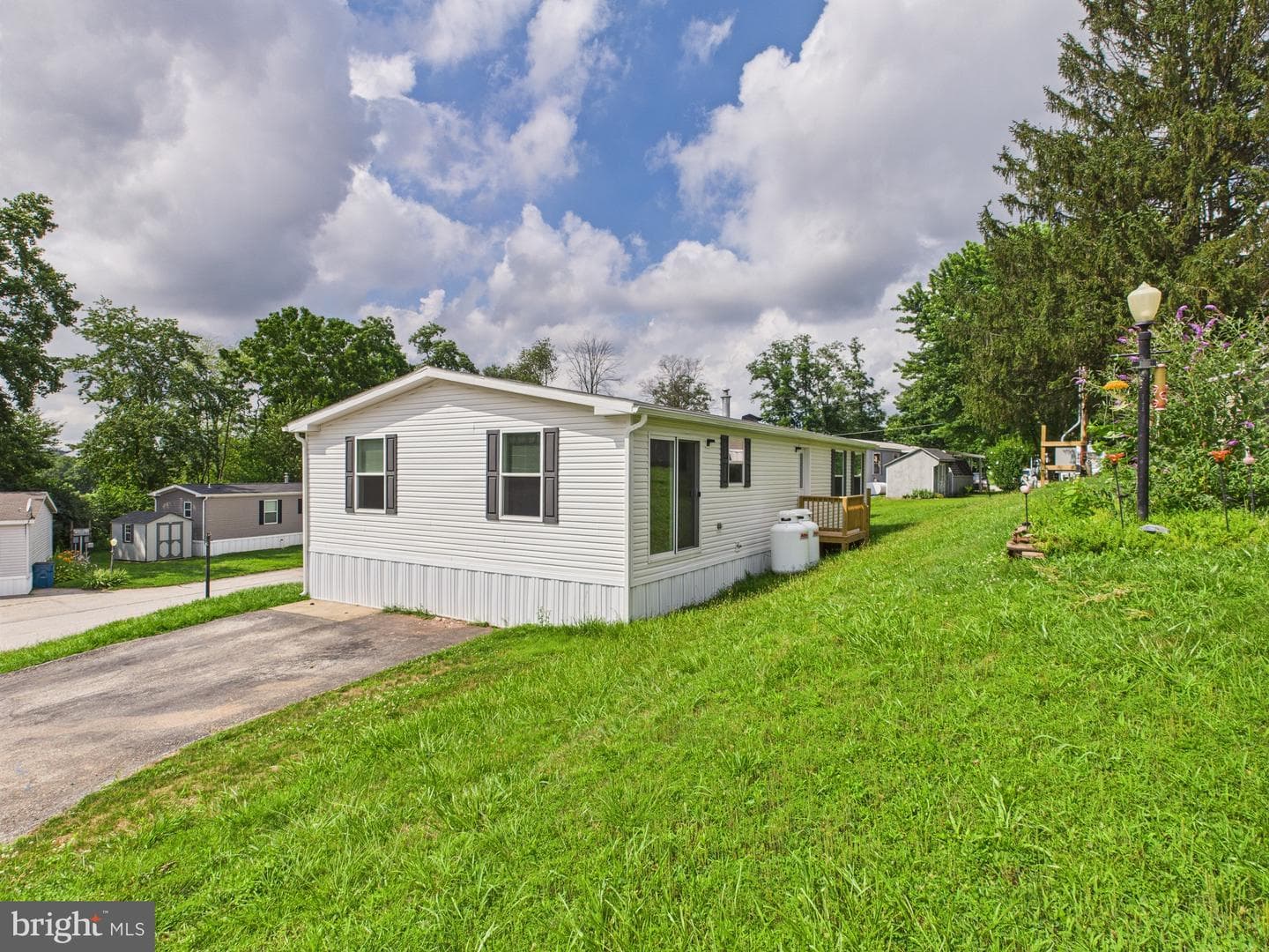 119 Chestnut Hill Drive photo 4