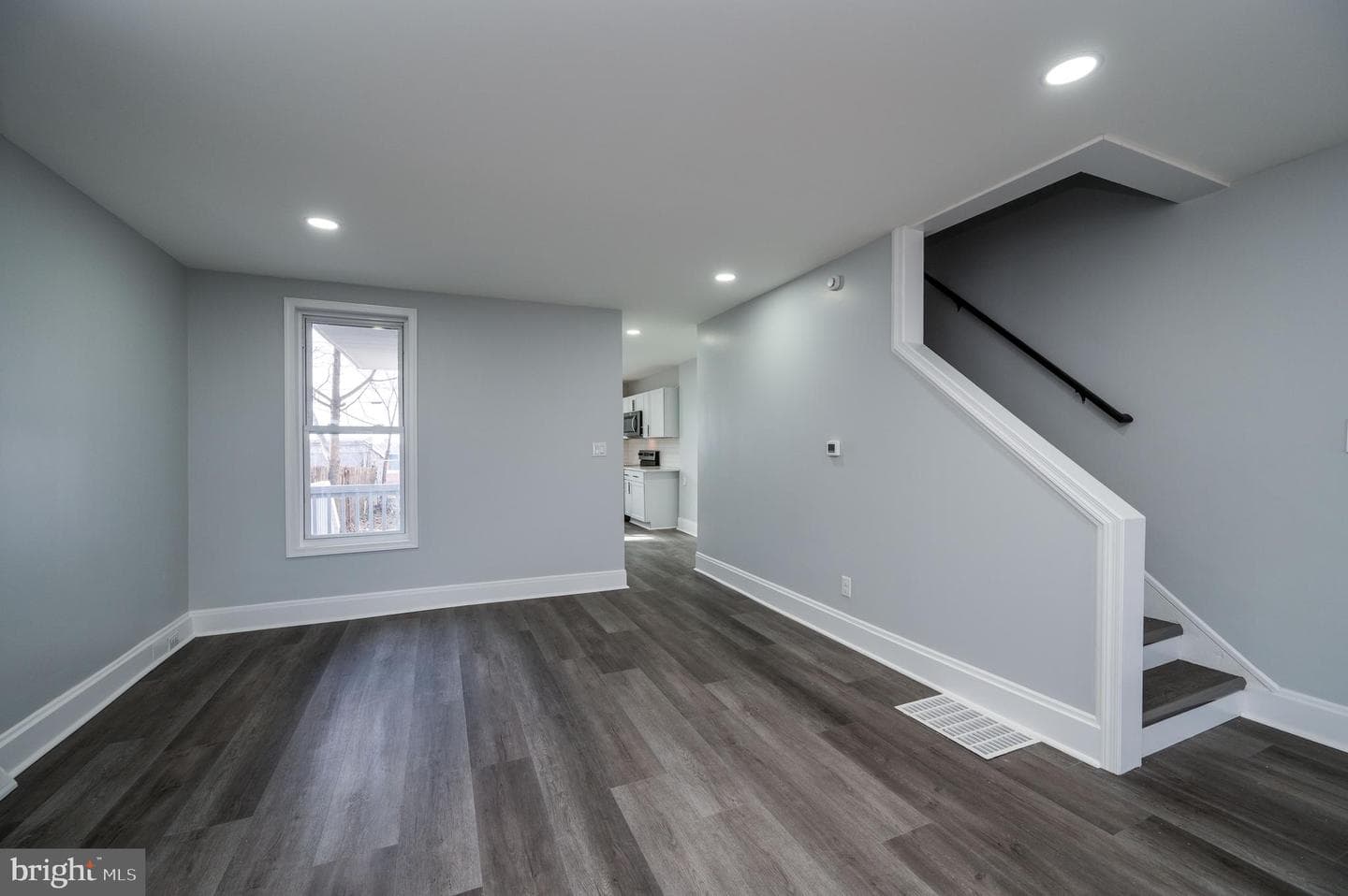 348 Garfield Street photo 12