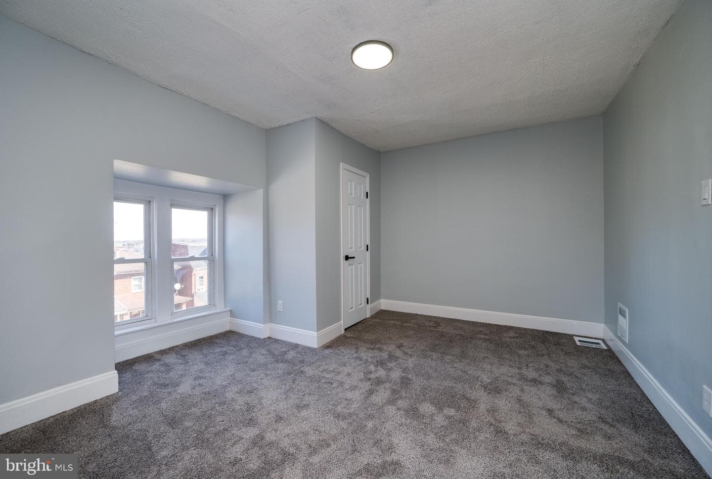 348 Garfield Street photo 31