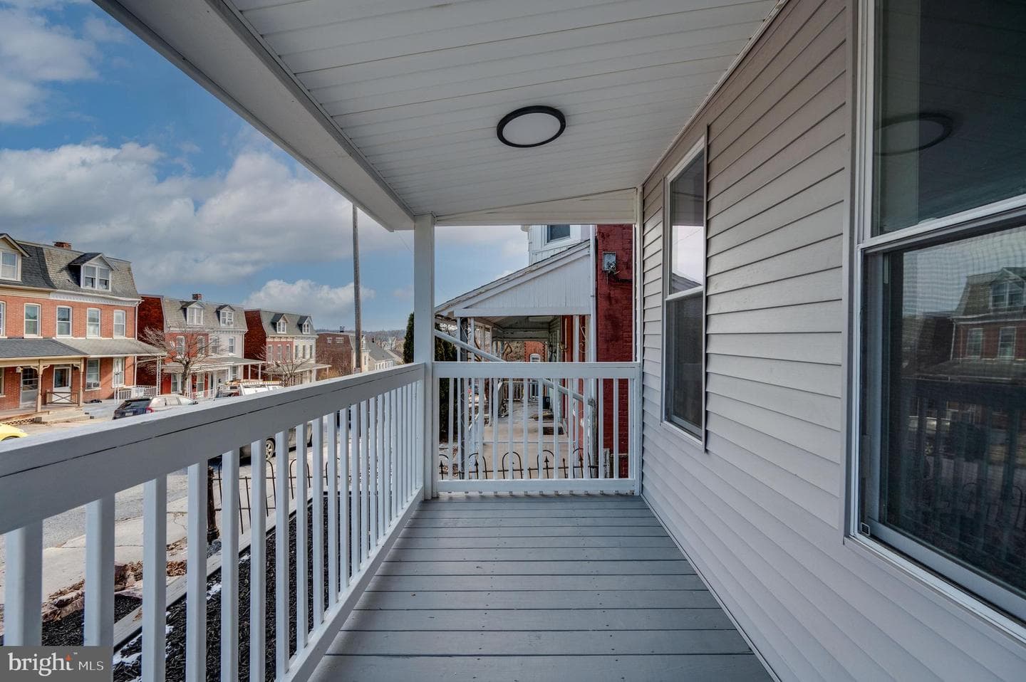 348 Garfield Street photo 5
