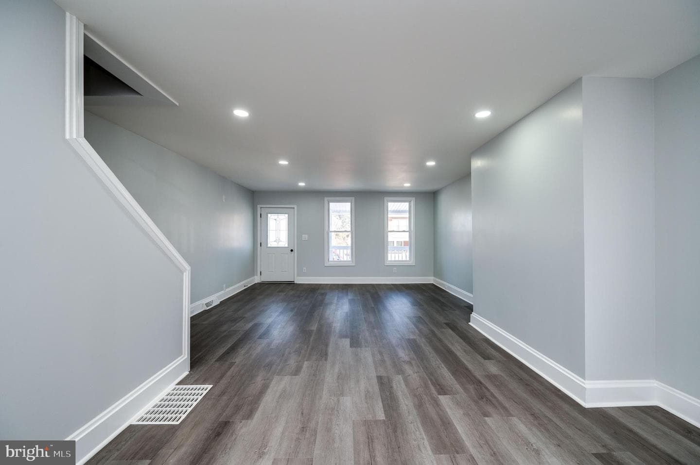 348 Garfield Street photo 6