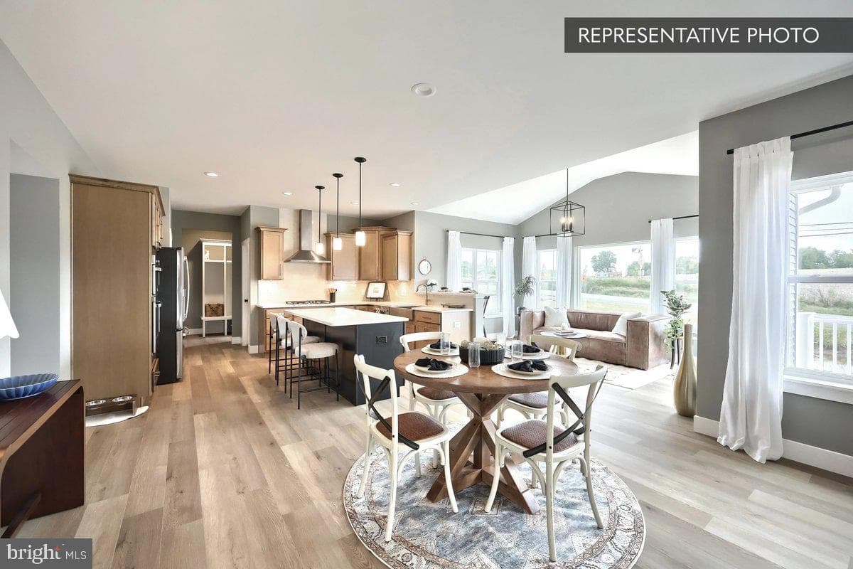 Beacon Pointe Plan At Logan Meadows photo 12
