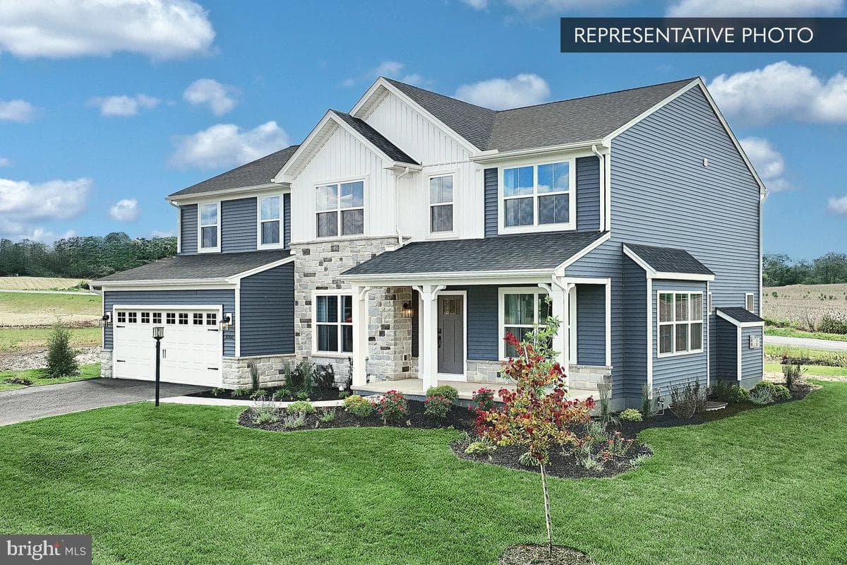 Beacon Pointe Plan At Logan Meadows photo 3